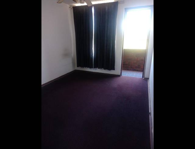 1 BEDROOM APARTMENT FOR SALE IN MEREWENT
